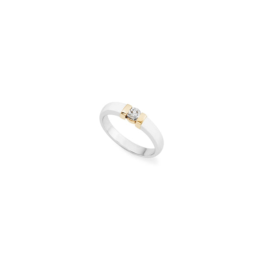 18k white gold, yellow gold and diamond ring