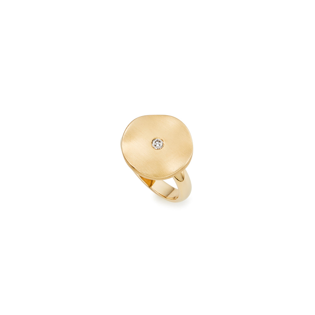 18k yellow gold and diamond wavy disc ring