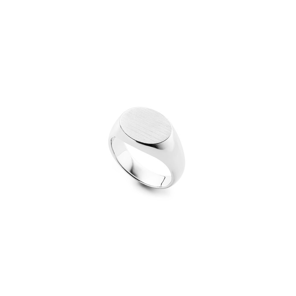 Silver sideways oval signet